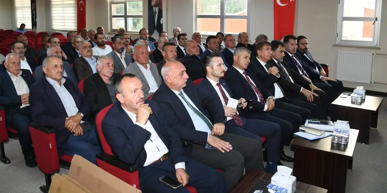 baskan-genc-muhtarla-bululstu