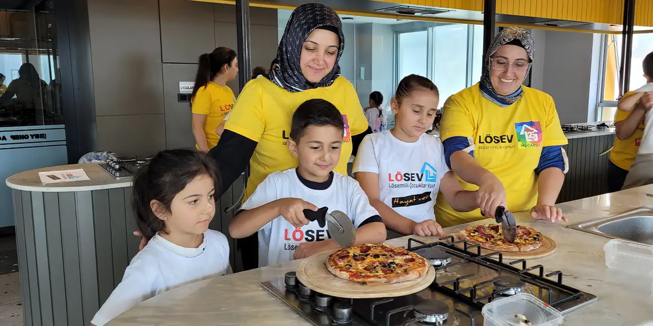 samsunda-losemili-cocuklar-anneleriyle