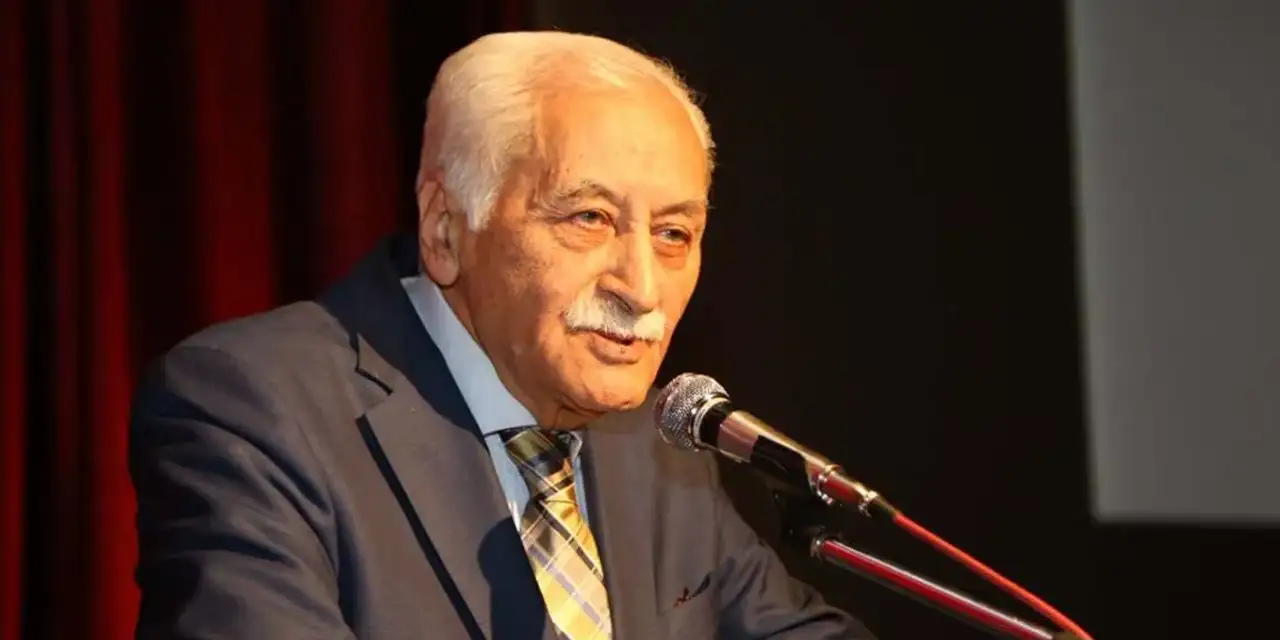 yavuz-bulent-bakiler-kimdir