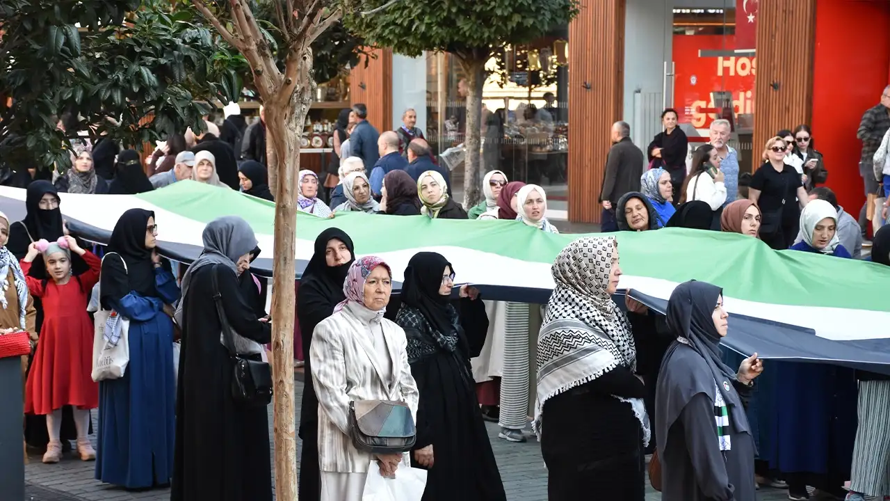 filistin-trabzon-meydan-yuruyus