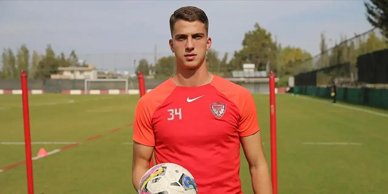 bertug-yildirim-kimdir-kac-yasinda-bertug-yildirim-sevgilisi-kim