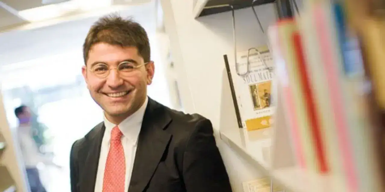 eski-tcmb-baskan-yardimcisi-emrah-sener-tutuklandi-bkm-vurgununda-100-milyon-tllik-kamu-zarari-iddiasi