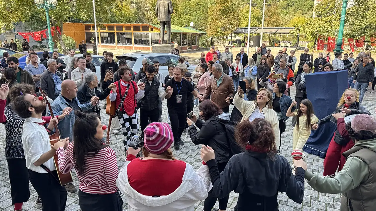 artvin-tiyatro-festivali