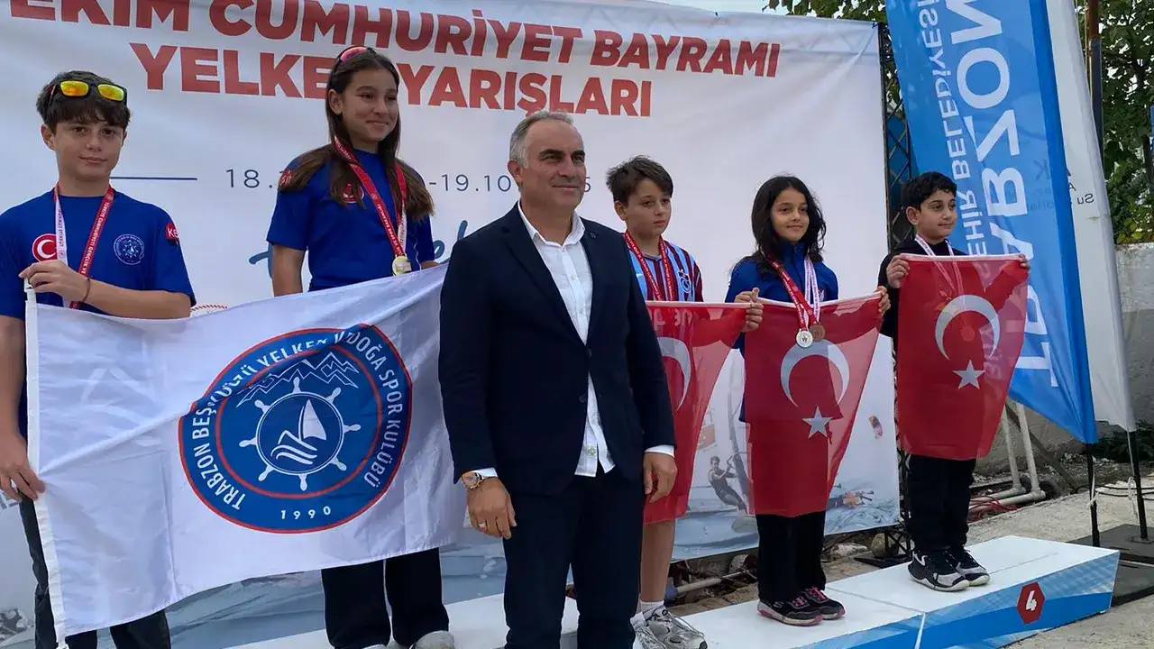 yelken-yarislari-odulle-taclandi