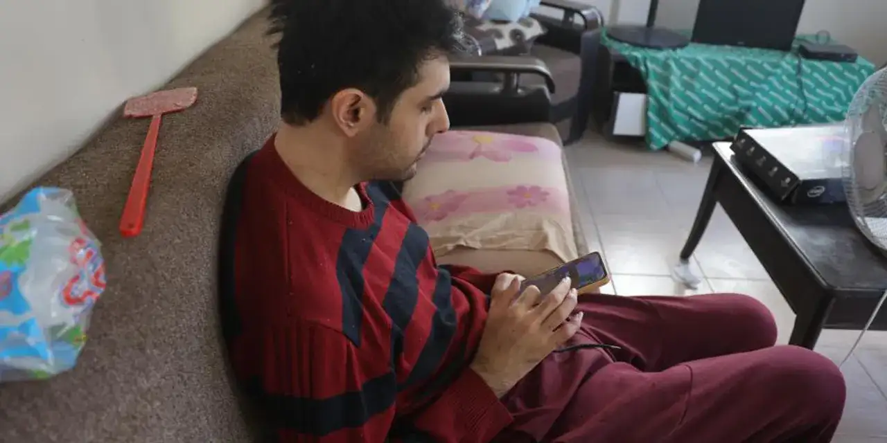 hatayda-telefon-bagimlisi-gencten-tavsiye