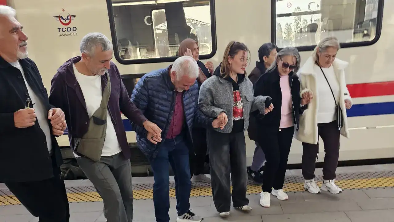 trabzon-polis-emeklileri-dayanisma-gezisinde-bir-araya-geldi