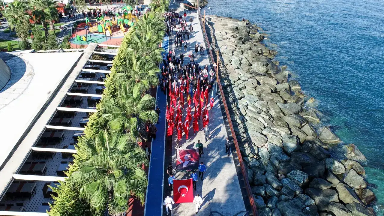 akcaabatta-cumhuriyet-coskusu