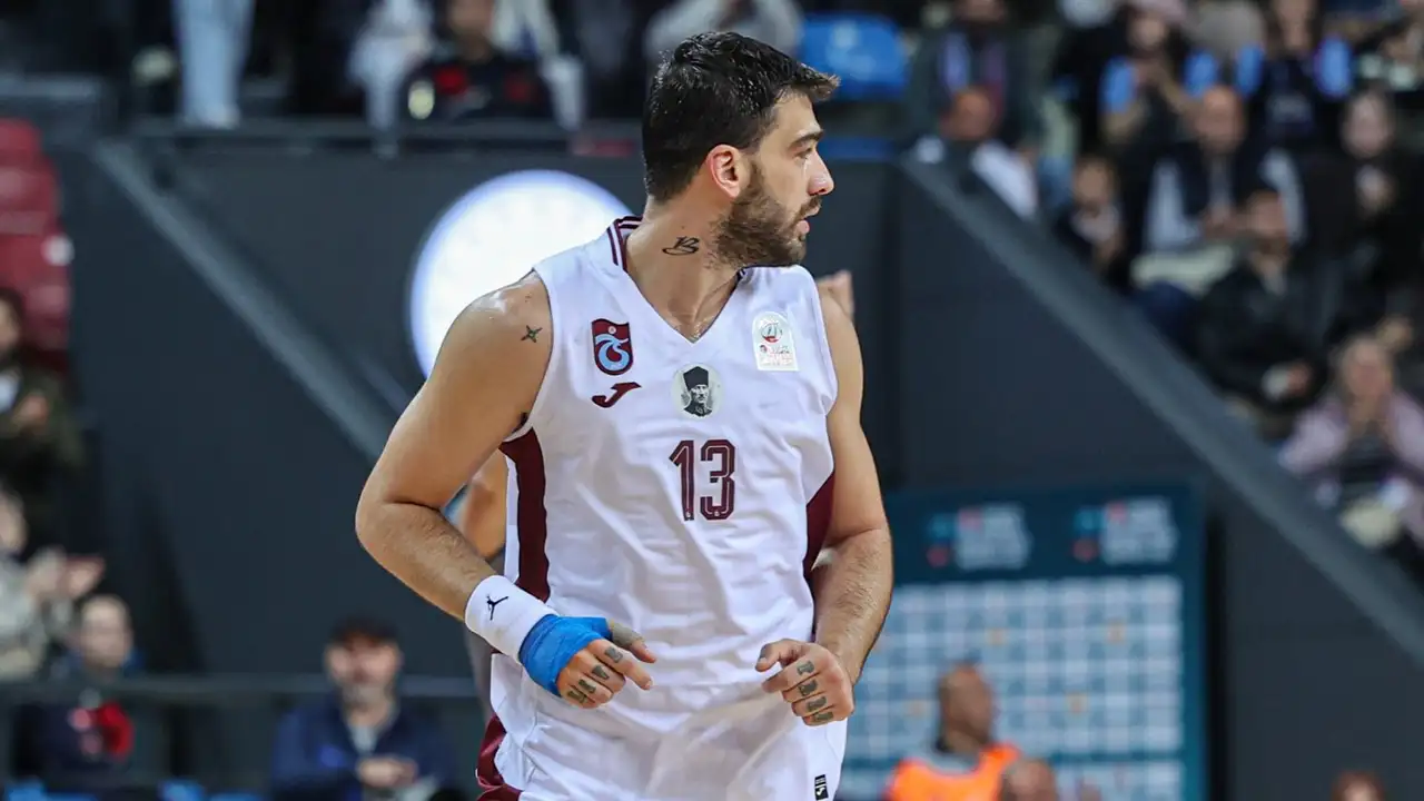 ts-anadolu-efes-basket