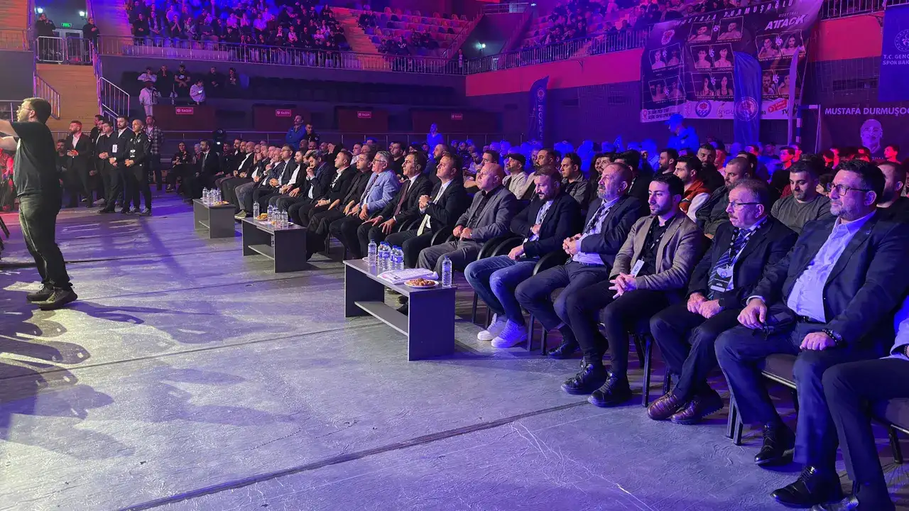 antrenor-mustafa-durmusoglu