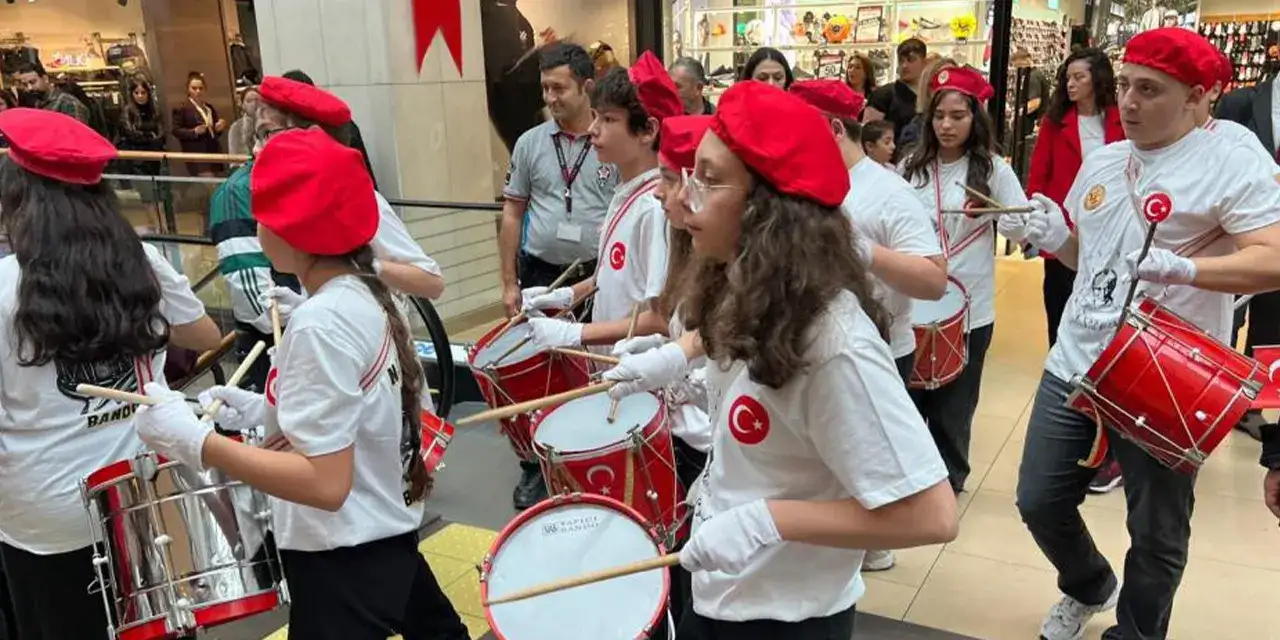 trabzon-forumda-cumhuriyet-coskusu