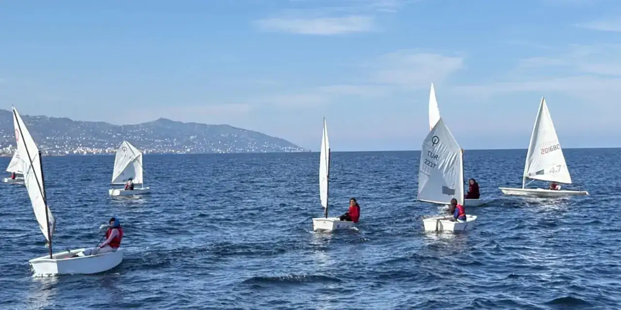 trabzonda-cumhuriyet-coskusussy