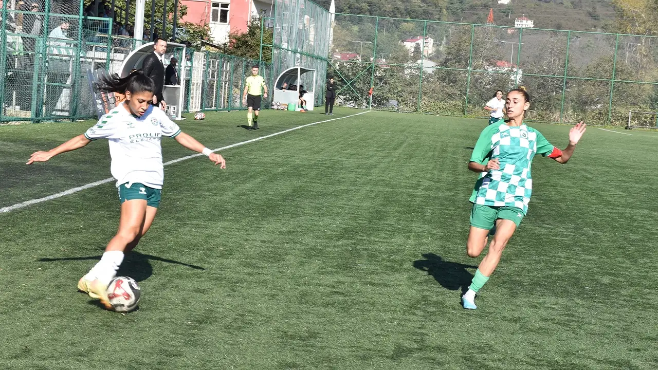 giresund-kadin-futbol-takimi