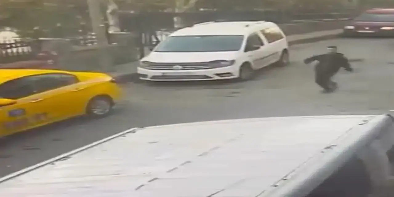 istanbul-beyoglunda-arkadasini-bicakladi