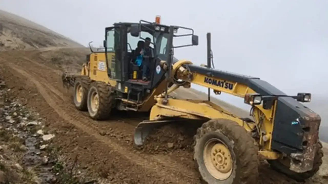 trabzonda-o-yollarda-calismalar-suruyor