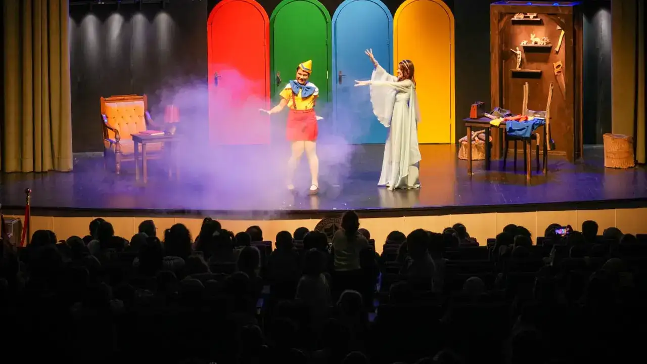 trabzon-sehir-tiyatrosu