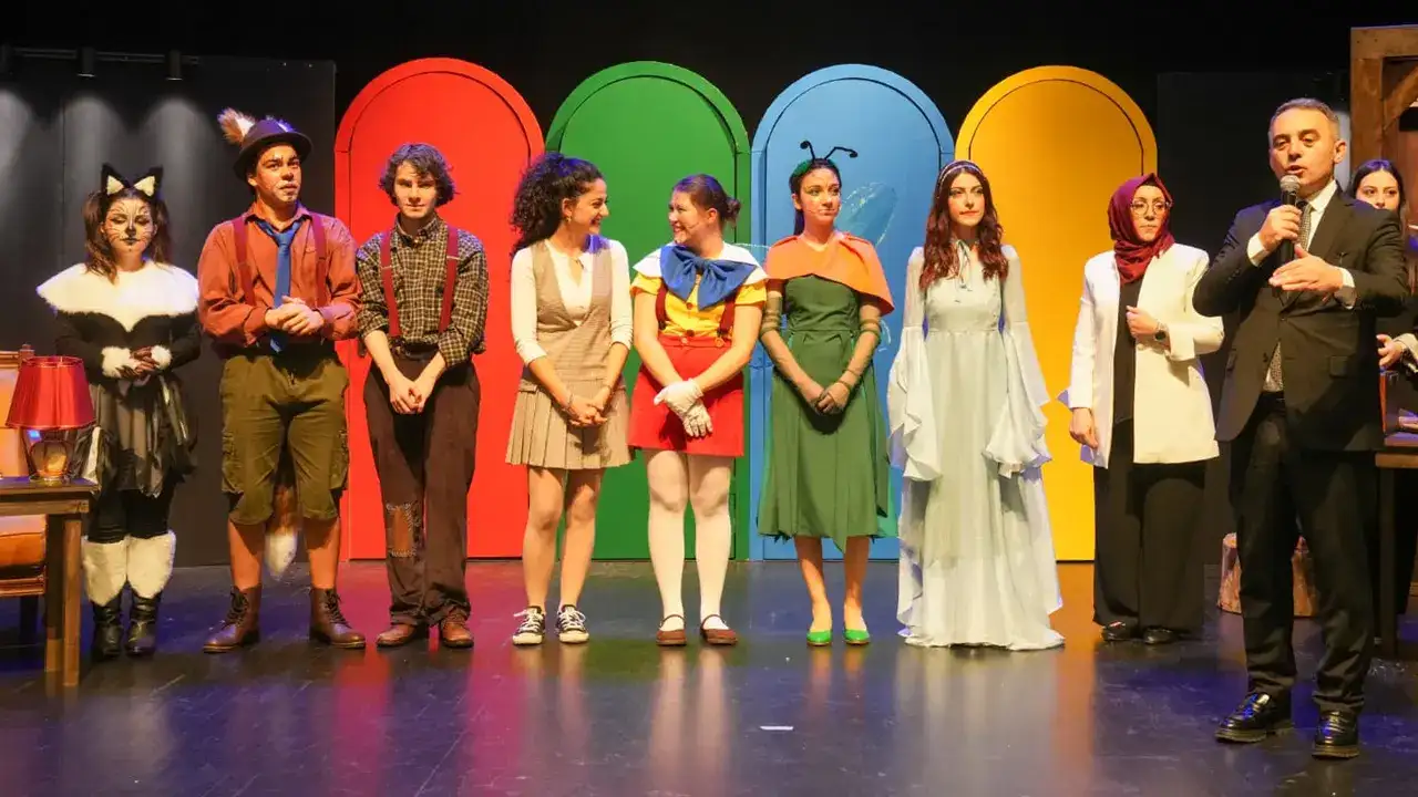 trabzon-sehir-tiyatrosu