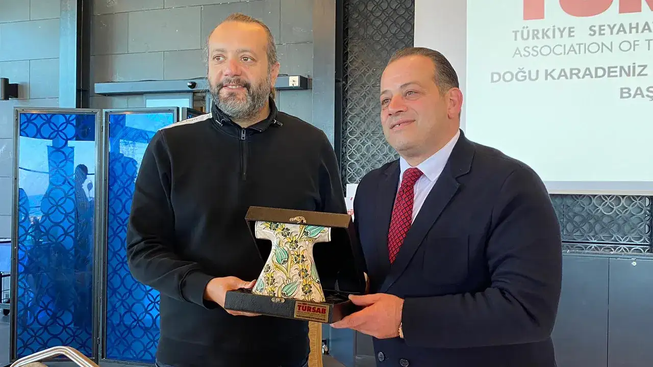 trabzona-turist-cekmenin-kurali-aciklandi-turist-rahat-etmeli