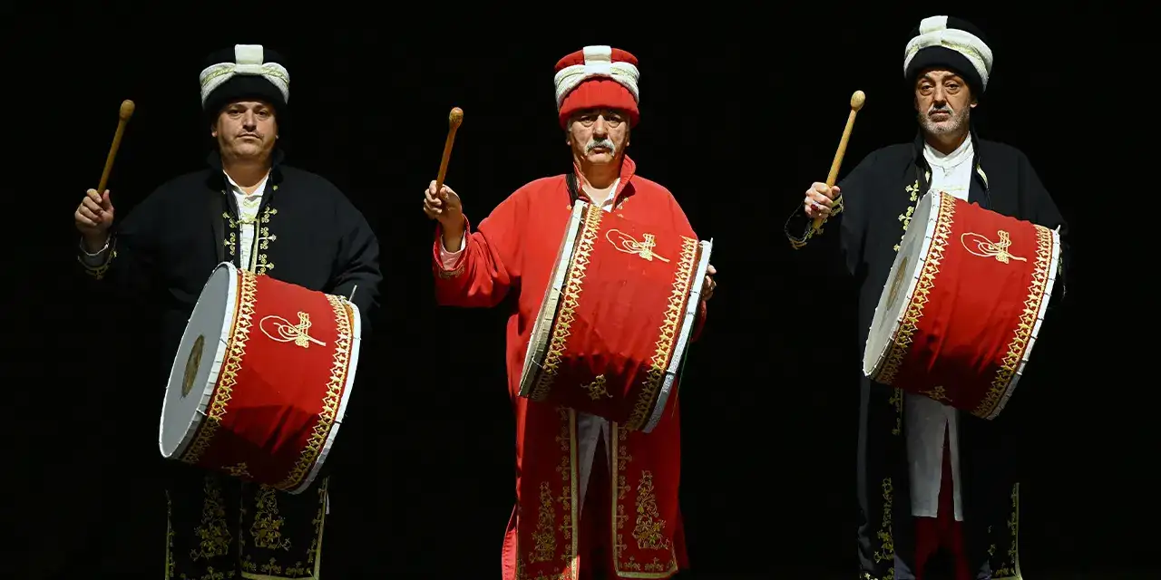 trabzonda-kanuni-mehteran-takimi