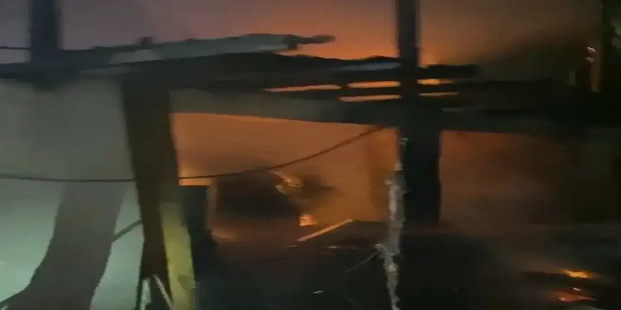 ali-kocun-evinde-yangin