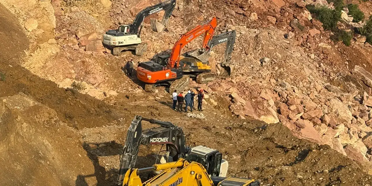 orduda-gocuk-altinda-kalan-kamyon-soforu-durduruldu