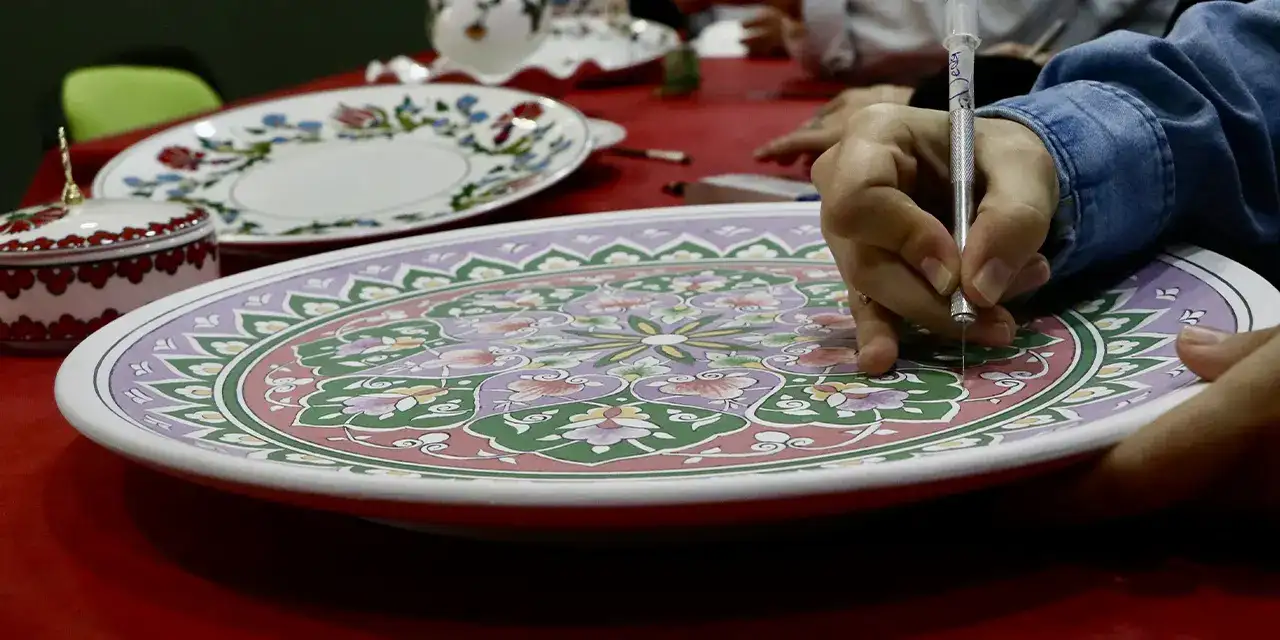 trabzonda-hukumluler-el-sanati-ile-ugrasiyor