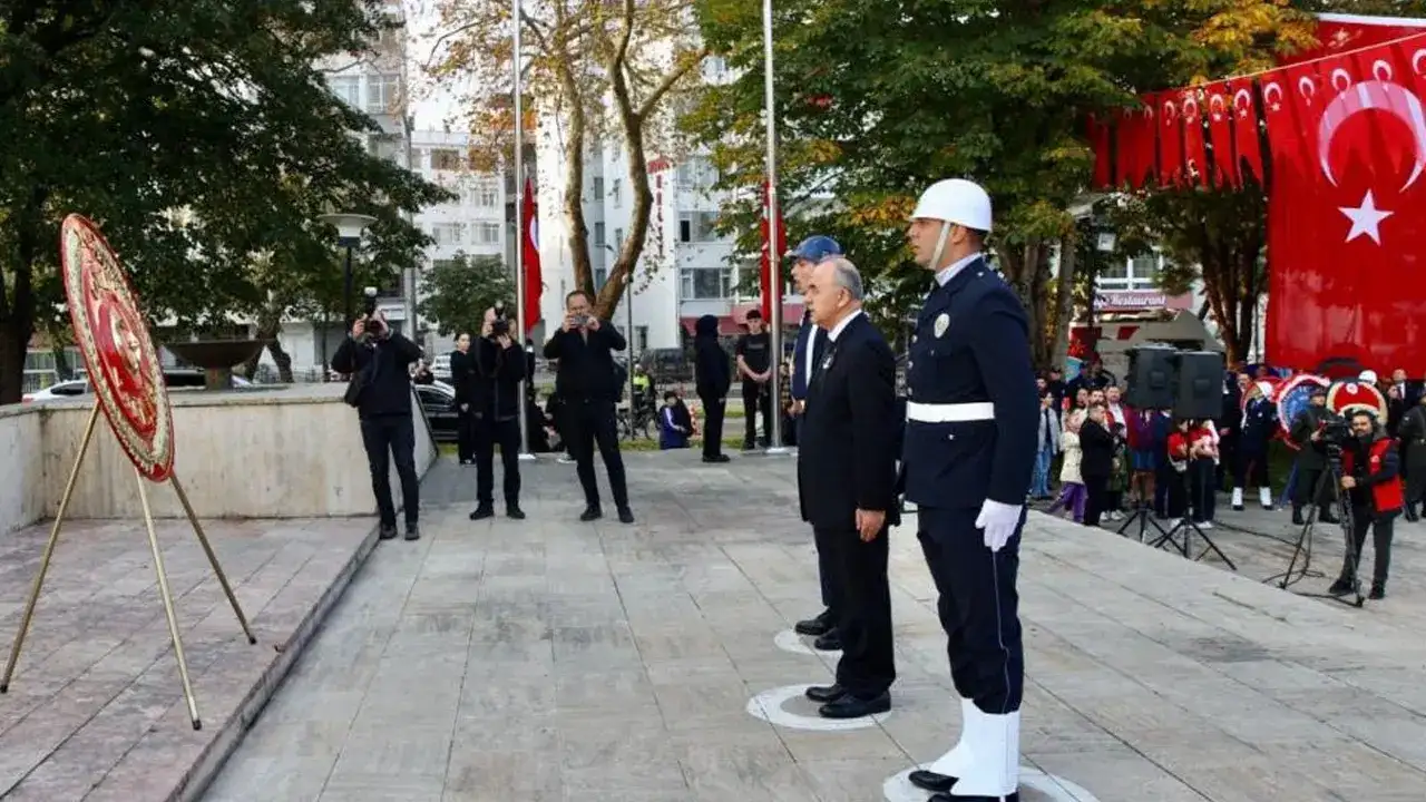 orduda-ataturk-saygi-ile-anildi