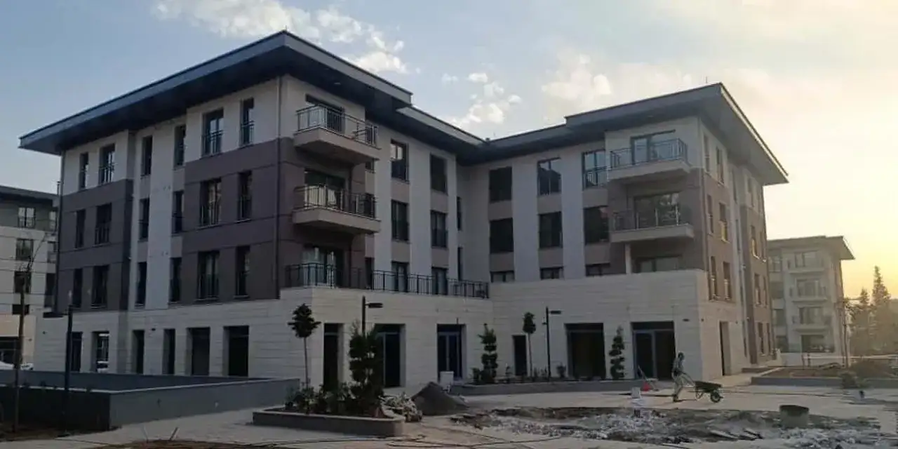 trabzon-caddes-iyrinden-ayaga-kalkti