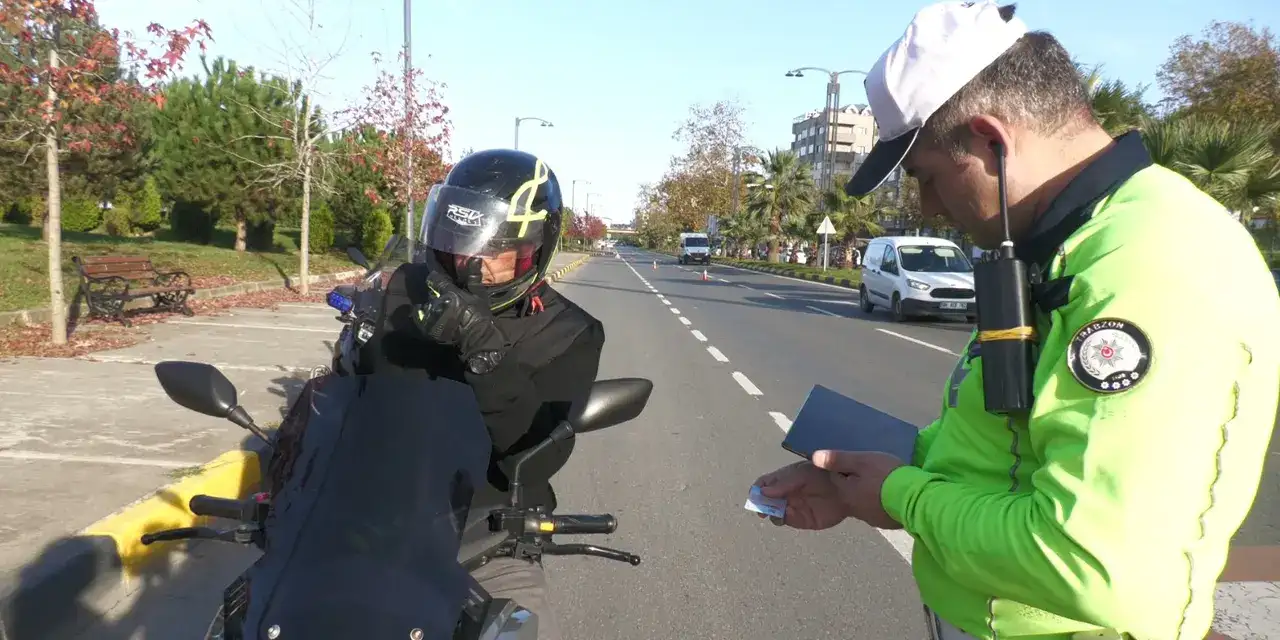 trabzonda-trafik-denetimi-suruyor