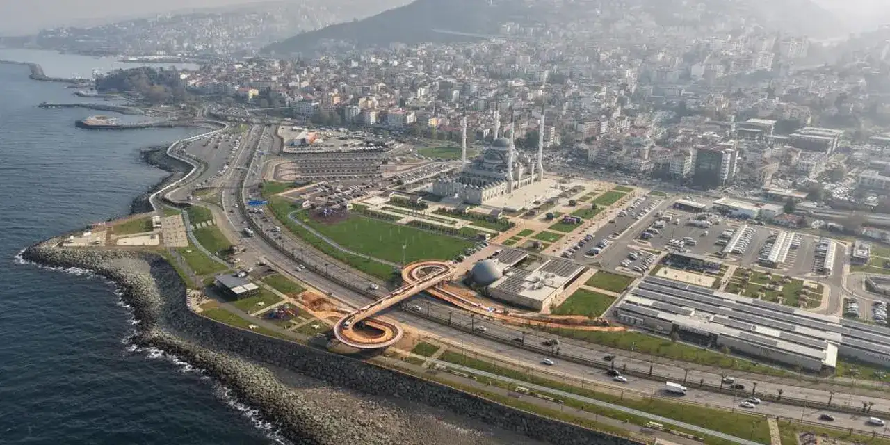 trabzon-sahiline-yeno-kopru