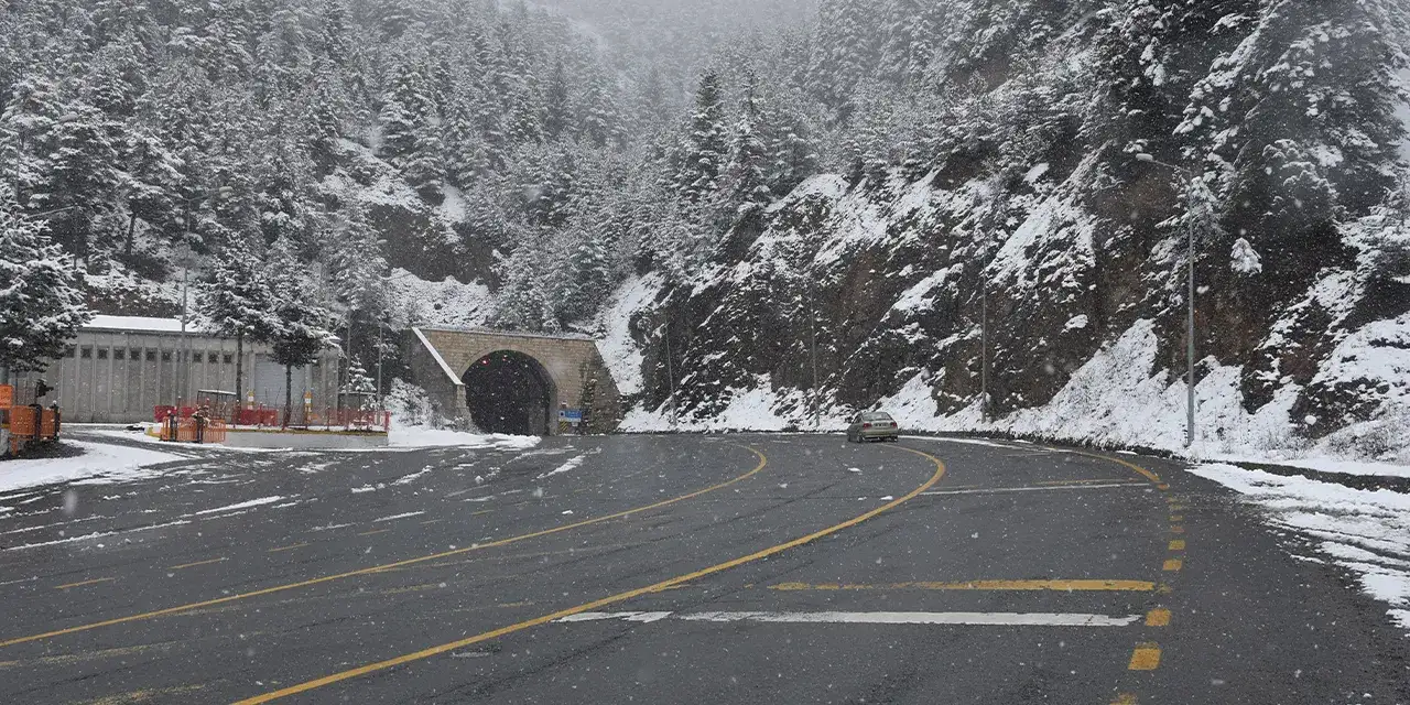 zigana-daginda-karla-kaplandi