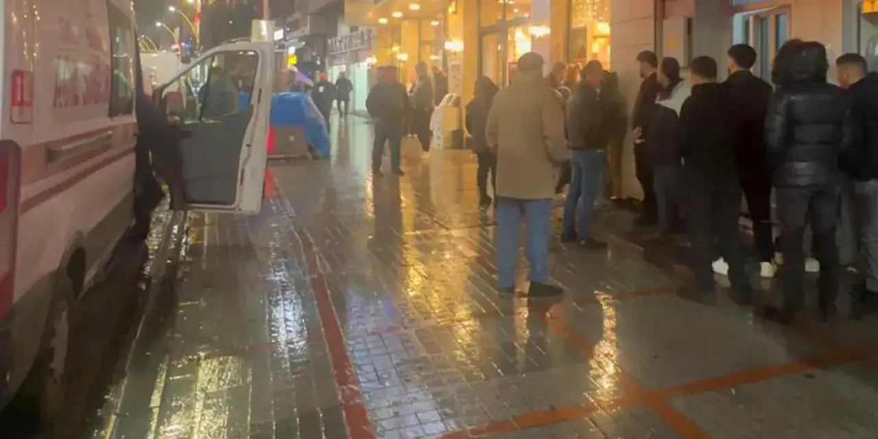 rizede-otel-odasinda-olu-blundu