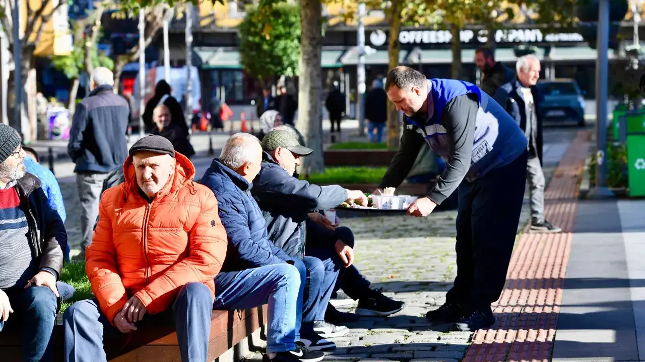 ortahisar-belediyesi-cay-ikrami-a