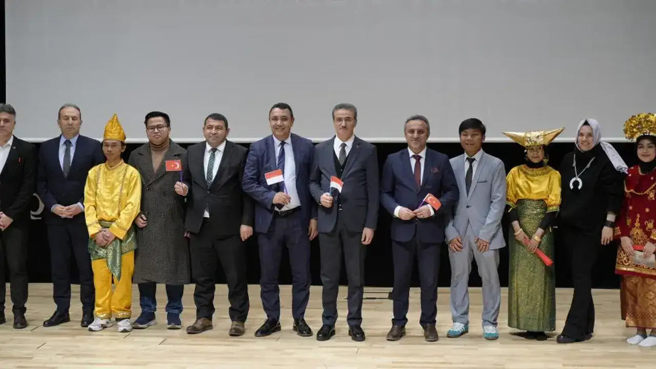 gumushane-endonezya-a