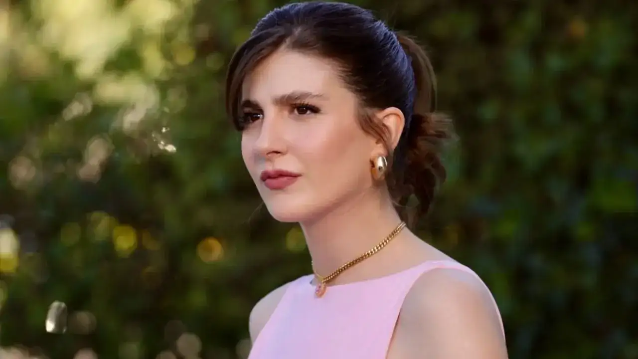 tasacak-bu-deniz-feride-kimdir