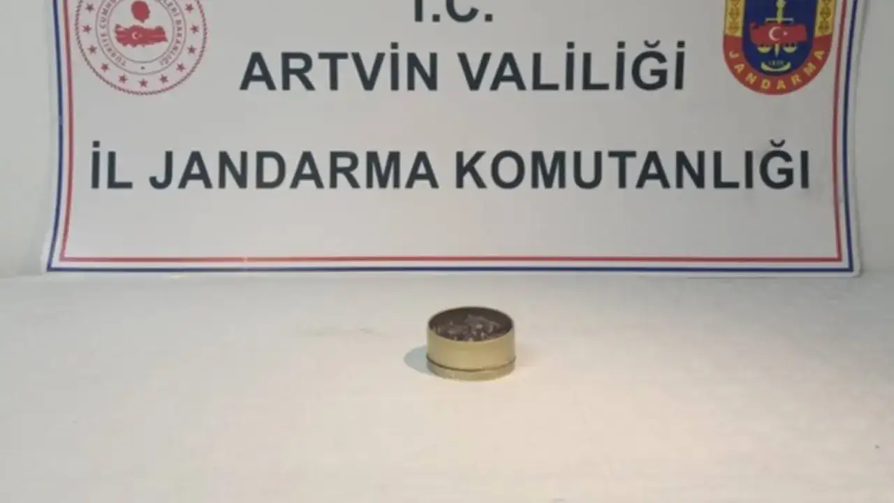 artvinde-endemik-bitki-kacakcilari-yakayi-ele-verdi