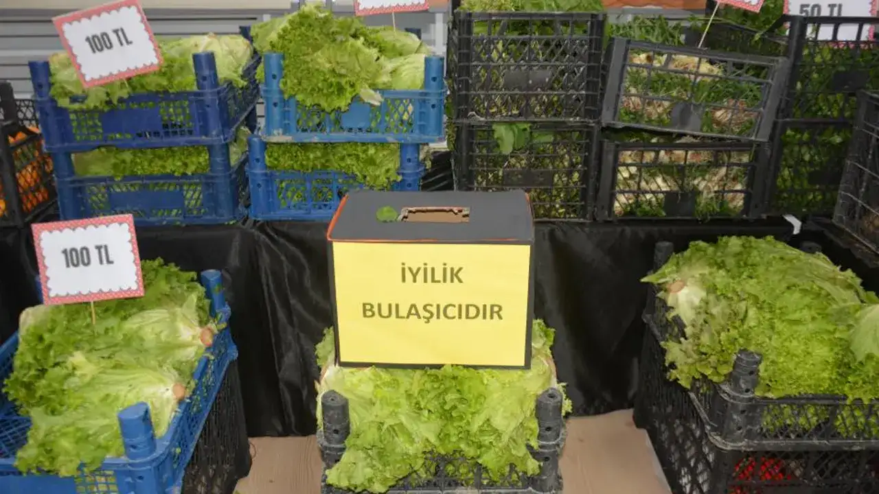 orduda-miniklerden-alkislik-hareket-gelirler-gazzeye-bagislandi