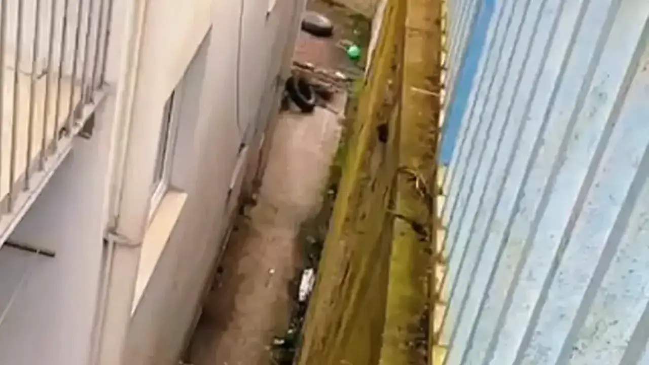 salpazarinda-tehlike-buyuyor-her-an-cokebilir