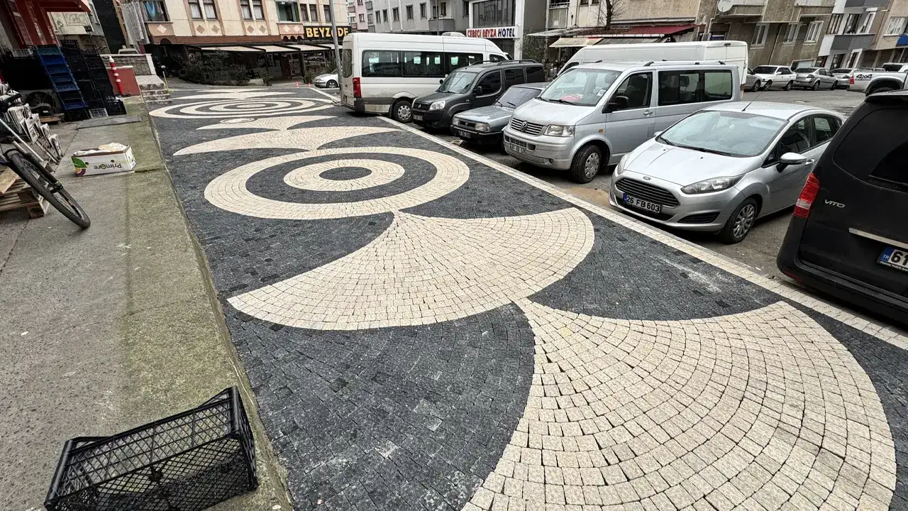 trabzonun-sokaklarinda-buyuk-degisim-estetik-dokunus-yapildi