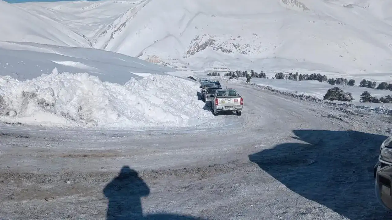 artvinde-cig-felaketinde-arama-calismalari-suruyor