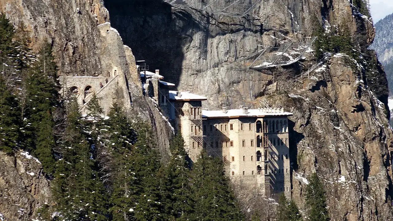 sumelada-canli-performans