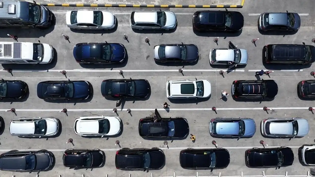 kgm-duyurdu-yabanci-plakali-araclarin-otoyol-gecis-ucretleri-artik-gumruk-kapilarinda