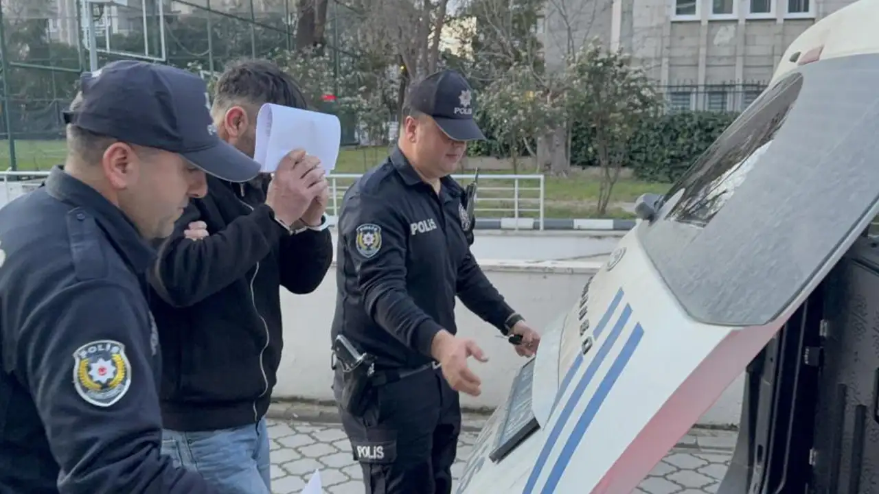 samsunda-kiskanclik-tartismasi-dehsete-dondu-kayinpederinin-evini-benzinle-atese-verdi