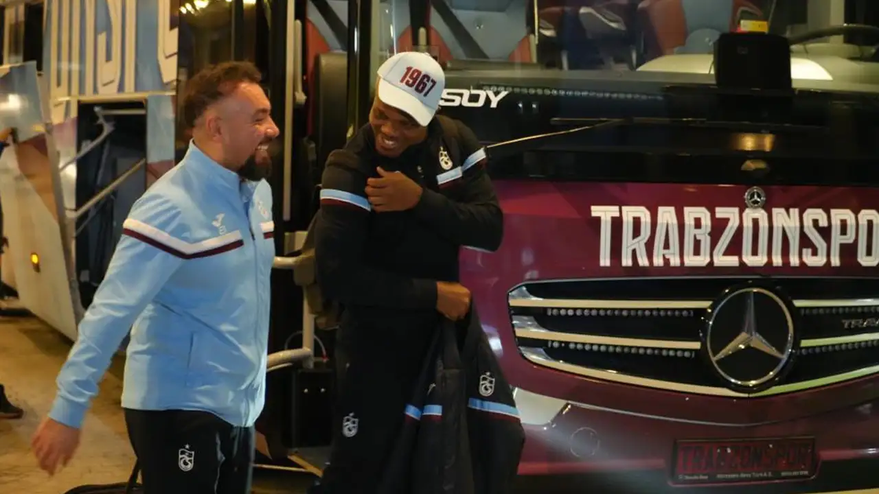 trabzonspor-kafilesi-gaziantepte-kampa-girdi