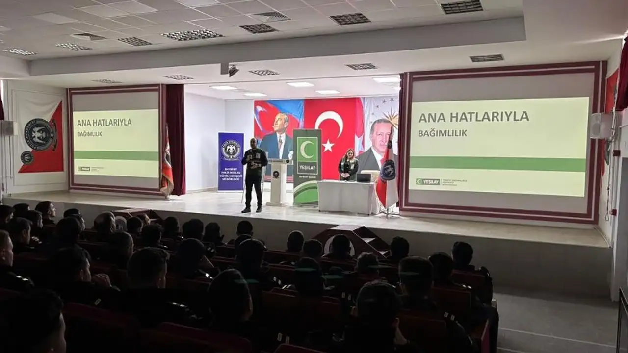 bayburt-pomem-ogrencilerine-yesilaydan-bagimlilikla-mucadele-egitimi