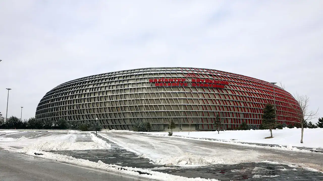 gaziantepte-super-kupa-mesaisi-logolar-bakira-islendi