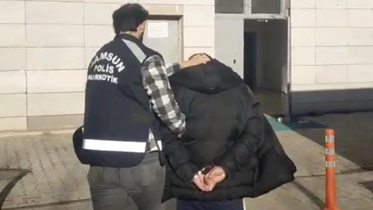 samsunda-uyusturucu-operasyonu-8-yil-9-ay-hapis-cezasi-bulunan-sahis-yakalandi