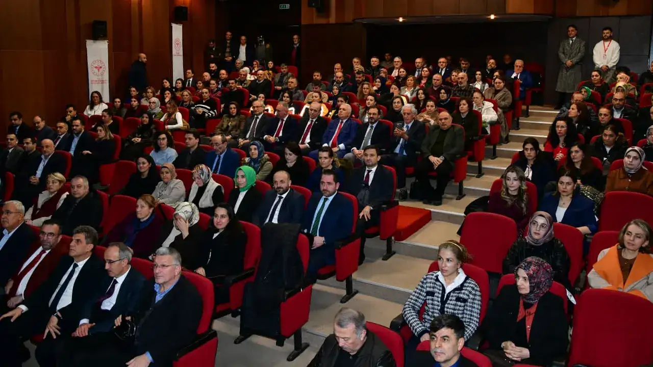 trabzonda-saglikli-turkiye-yuzyili-calistayi-vali-yildirimdan-guclu-toplum-vurgusu