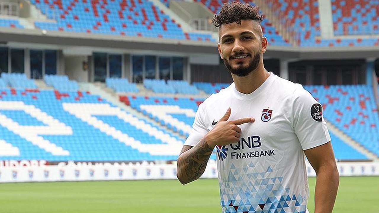 trabzonsporun-eski-oyuncusu-super-lig-ekibine-imza-atti