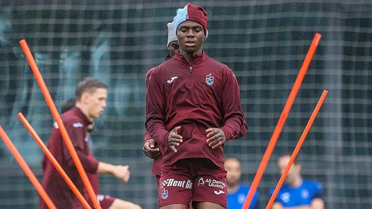 ertugrul-dogan-bin-gunu-geride-birakti-6-hoca-41-oyuncu