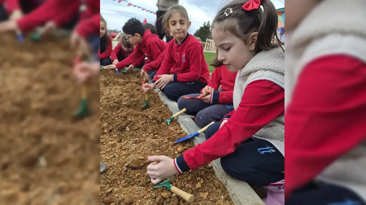 cilekli-dusler-koyu-cocuklarla-doldu-kisa-surede-15-okuldan-679-ogrenci-agirlandi